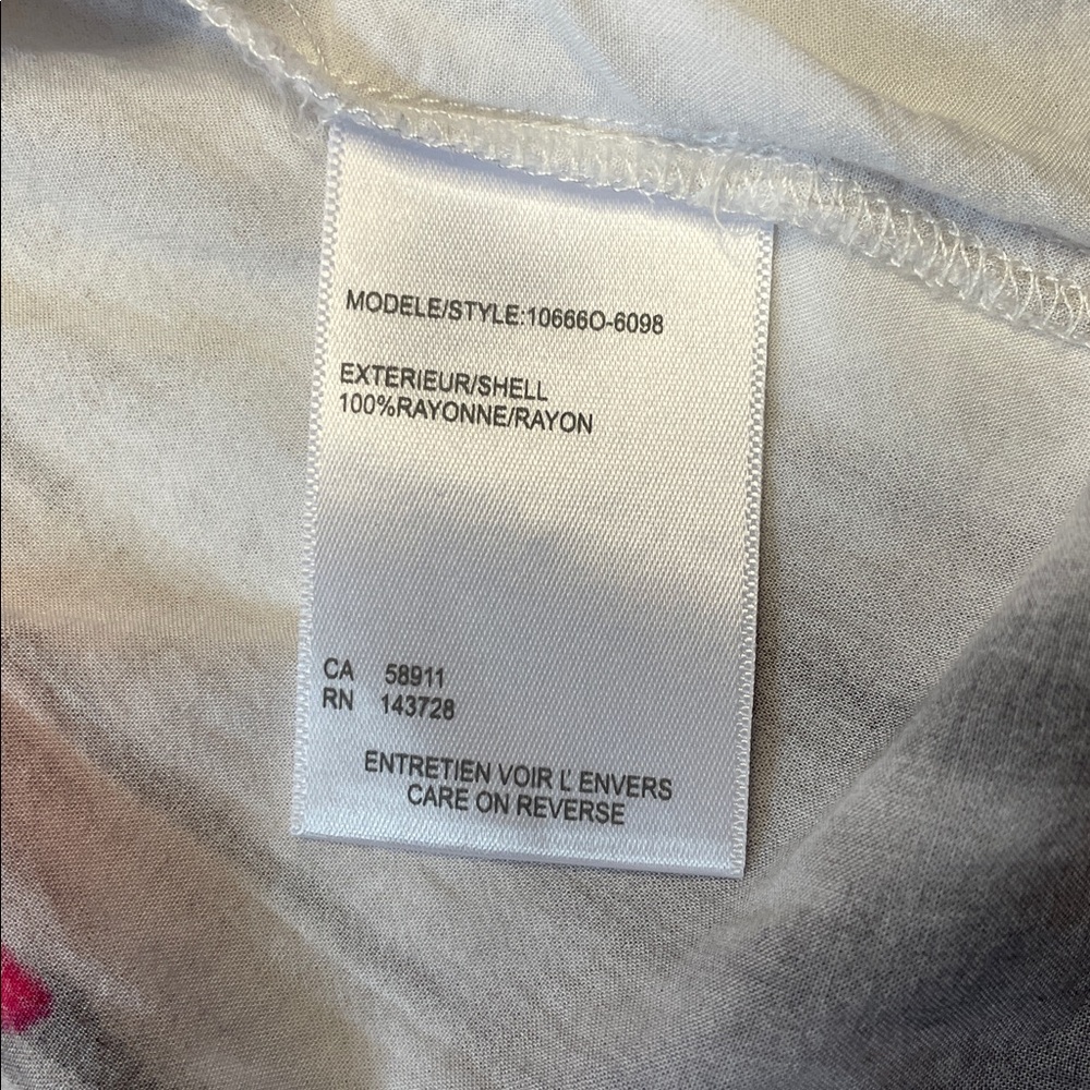 Tribal Pink and Gray Ombre Blouse.  Size XL - Picture 5 of 6